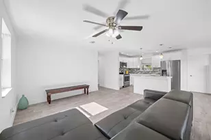 5641 NE 8th Ave, Wilton Manors, FL 33334 - Photo 3