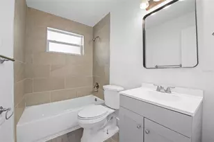 5641 NE 8th Ave, Wilton Manors, FL 33334 - Photo 11