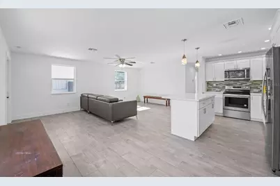 5641 NE 8th Avenue, Wilton Manors, FL 33334 - Photo 5