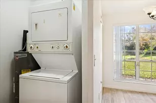 4617 Gate Pl, Orlando, FL 32811 - Photo 15