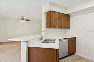 4617 Gate Pl, Orlando, FL 32811 - Photo 11