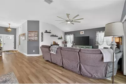 7022 Minchew Circle, The Villages, FL 34762 - Photo 7