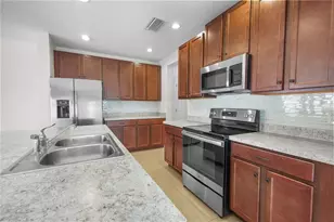 922 Anna Pl, Davenport, FL 33837 - Photo 15