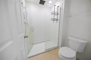 922 Anna Pl, Davenport, FL 33837 - Photo 29