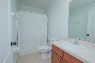 3936 Pemberly Pines Cir, Saint Cloud, FL 34769 - Photo 9