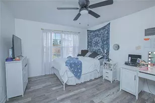 3936 Pemberly Pines Cir, Saint Cloud, FL 34769 - Photo 11