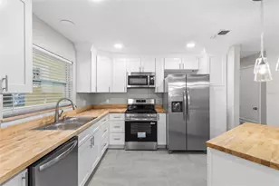 6649 Pampus Dr, Orlando, FL 32819 - Photo 19