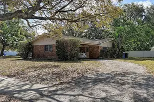 3700 Dana Shores Dr, Tampa, FL 33634 - Photo 7