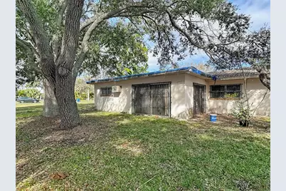 3700 Dana Shores Drive, Tampa, FL 33634 - Photo 9