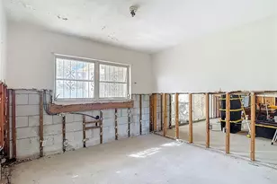 3700 Dana Shores Dr, Tampa, FL 33634 - Photo 27