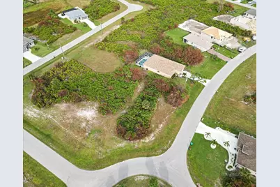 442 Albatross Road, Rotonda West, FL 33947 - Photo 1