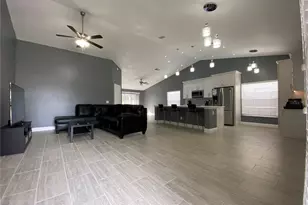 1516 Crosswind Cir, Orlando, FL 32825 - Photo 3