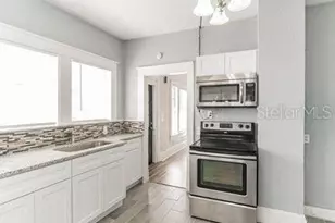 231 S 1st St, Haines City, FL 33844 - Photo 13