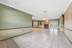 3809 Needles Dr, Orlando, FL 32810 - Photo 7