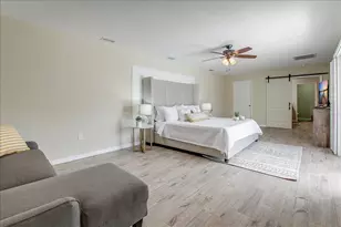 5724 10th Ave Dr W, Bradenton, FL 34209 - Photo 39