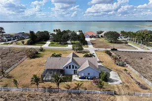 186 S Bear Pointe Dr, Lake Placid, FL 33852 - Photo 13