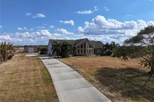 186 S Bear Pointe Dr, Lake Placid, FL 33852 - Photo 15