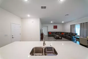 1523 Zinnia Dr, Deltona, FL 32725 - Photo 5