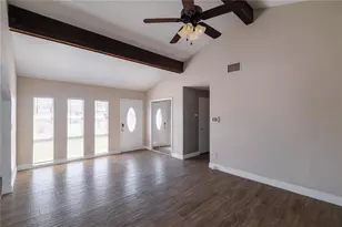 107 Citrus Dr, Kissimmee, FL 34743 - Photo 5