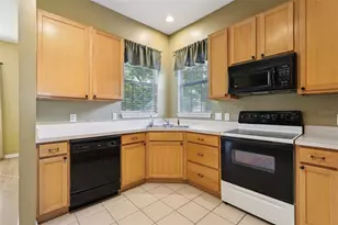7624 Bay Prt Rd, Orlando, FL 32819 - Photo 9