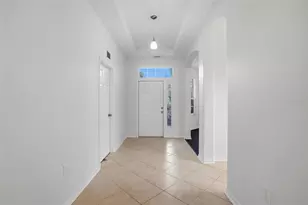 15692 Lemon Fish Dr, Lakewood Ranch, FL 34202 - Photo 5