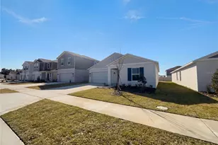 2118 Chris Dr, Winter Haven, FL 33884 - Photo 9