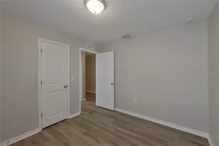 315 NE 25th Terrace, Cape Coral, FL 33909 - Photo 5