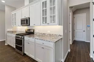 2423 Zaballina Pl, Davenport, FL 33897 - Photo 13