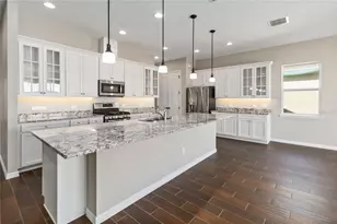 2423 Zaballina Pl, Davenport, FL 33897 - Photo 11