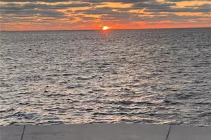 5733 Westshore Dr, New Port Richey, FL 34652 - Photo 7