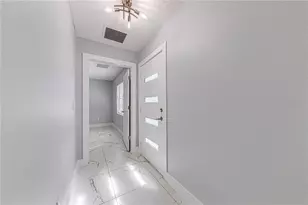 1041 Willow Dr, Leesburg, FL 34748 - Photo 13