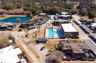 1041 Willow Dr, Leesburg, FL 34748 - Photo 35