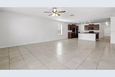 214 English Heritage Place, Dover, FL 33527 - Photo 5