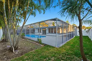 2470 Del Rio Way, Dunedin, FL 34698 - Photo 37