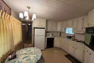 5121 9th St W, Bradenton, FL 34207 - Photo 3