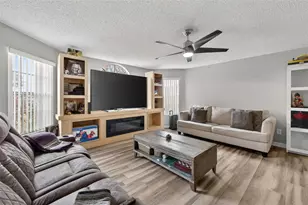 5017 Laguna Bay Cir, Kissimmee, FL 34746 - Photo 9