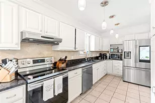 521 Sheridan Blvd, Orlando, FL 32804 - Photo 11