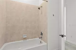 1332 Lake Baldwin Ln, Orlando, FL 32814 - Photo 15