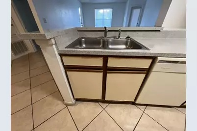 2101 Cascades Boulevard #103, Kissimmee, FL 34741 - Photo 9