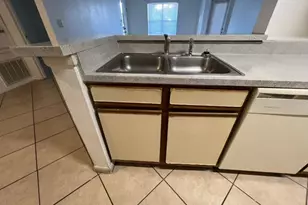 2101 Cascades Blvd, Kissimmee, FL 34741 - Photo 9