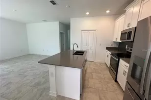 3037 Ella Wy, Saint Cloud, FL 34771 - Photo 7