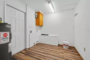 803 Carol Ct, Tavares, FL 32778 - Photo 25