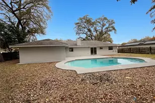 8318 Chenille Dr, Orlando, FL 32818 - Photo 5