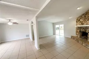 8318 Chenille Dr, Orlando, FL 32818 - Photo 17