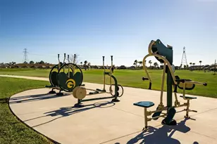 7492 Far Hills Loop, The Villages, FL 34762 - Photo 9