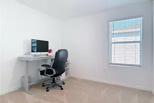 1146 Calico Pointe Cir, Groveland, FL 34736 - Photo 25