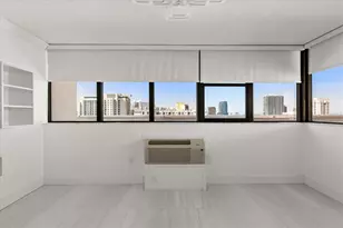 530 E Central Blvd, Orlando, FL 32801 - Photo 23