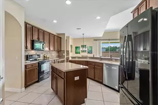 4743 Legacy Oaks Dr, Orlando, FL 32839 - Photo 11