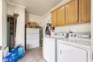 9115 Mercury Dr, Saint Cloud, FL 34773 - Photo 31