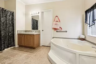 9115 Mercury Dr, Saint Cloud, FL 34773 - Photo 29